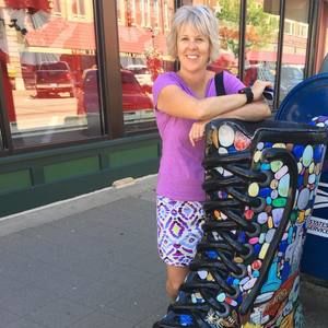 Meet your Posher, Joyce